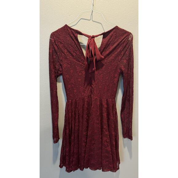 Altar’d State Fit And Flare Tie Back Dress Red Lace Women’s M - Picture 2 of 6